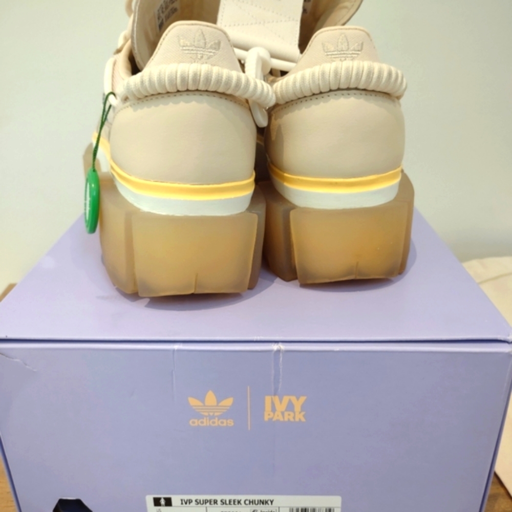 Adidas ivy park super sleek chunky beyonce beige w/ box, dust bag 10.5 - Picture 5 of 8